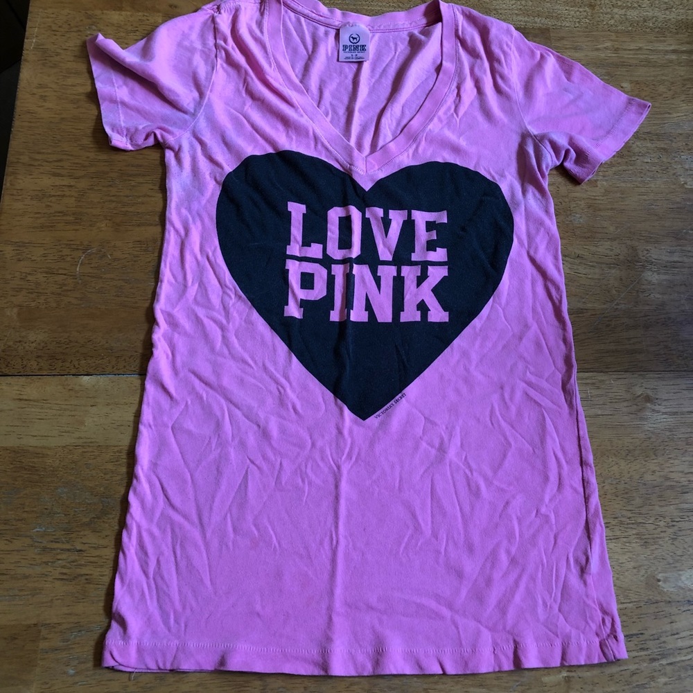 Pink graphic neck short sleeve shirt very sweet S